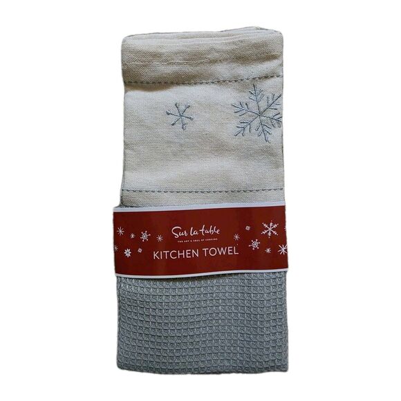 Sur La Table Christmas Kitchen Hand Tea Towel Snowflake Holiday Gift Beige NWT - Picture 3 of 3